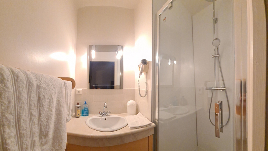 Bathroom 8