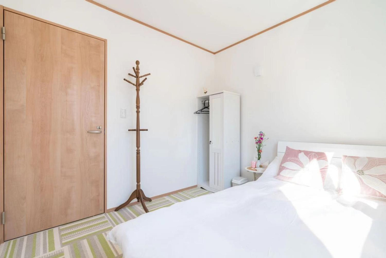 Bedroom 12