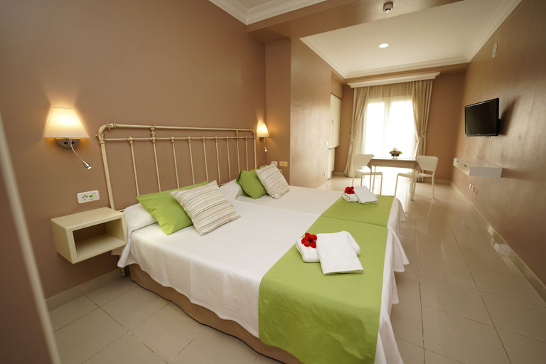 Bedroom 2, RF Astoria - Only Adults, Santa Cruz de Tenerife