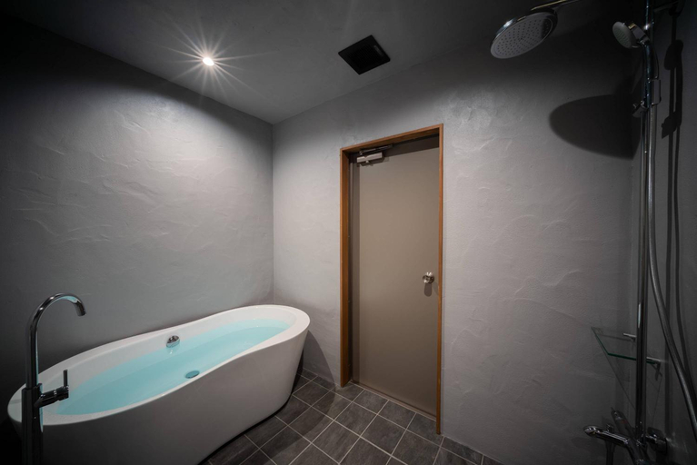 Bathroom 3, 九十九里 プライベートサウナとBBQコンロ付き 小型犬と泊まる一棟貸しヴィラ - THE SECOND Kujukuri Beach House, Kujūkuri