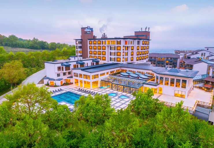 Exterior & Views 1, NARVEN WELLNESS & THERMAL HOTEL, Merkez