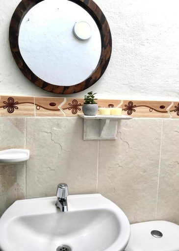 Bathroom 5, El granadillo, Villa de Leyva