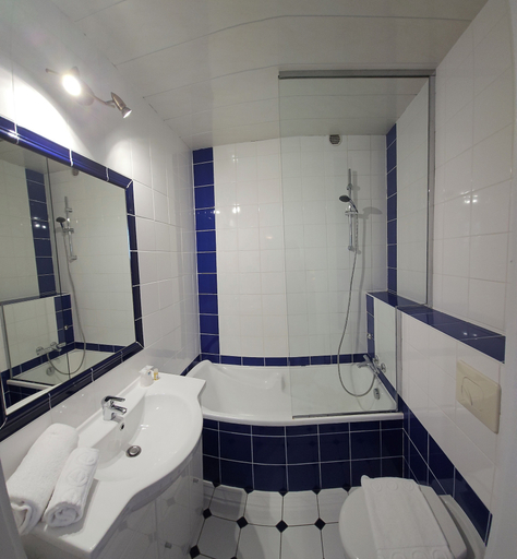 Bathroom 3, Hôtel Champ Alsace Aerodrome, Bas-Rhin