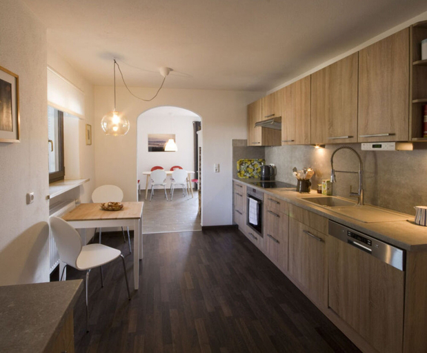 Private kitchen 3, Haus Mali Comfortable Holiday Residence, Traunstein
