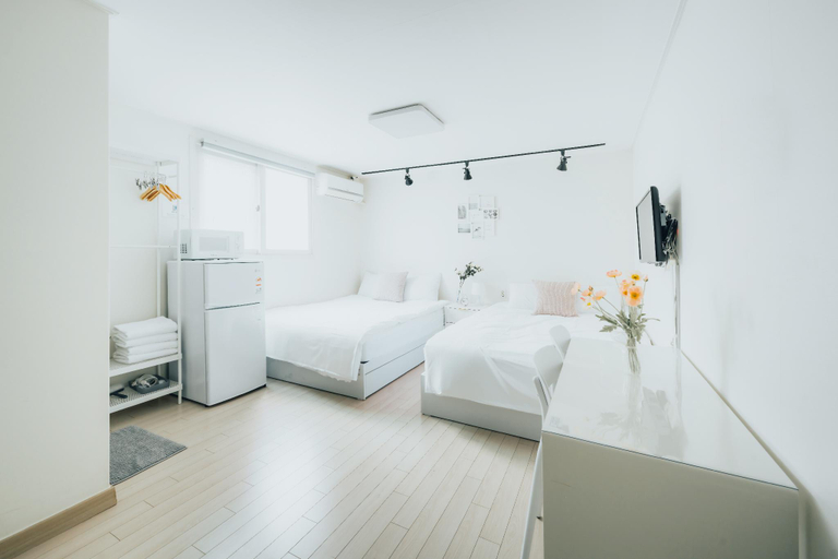 Others 5, DK House, Seodaemun