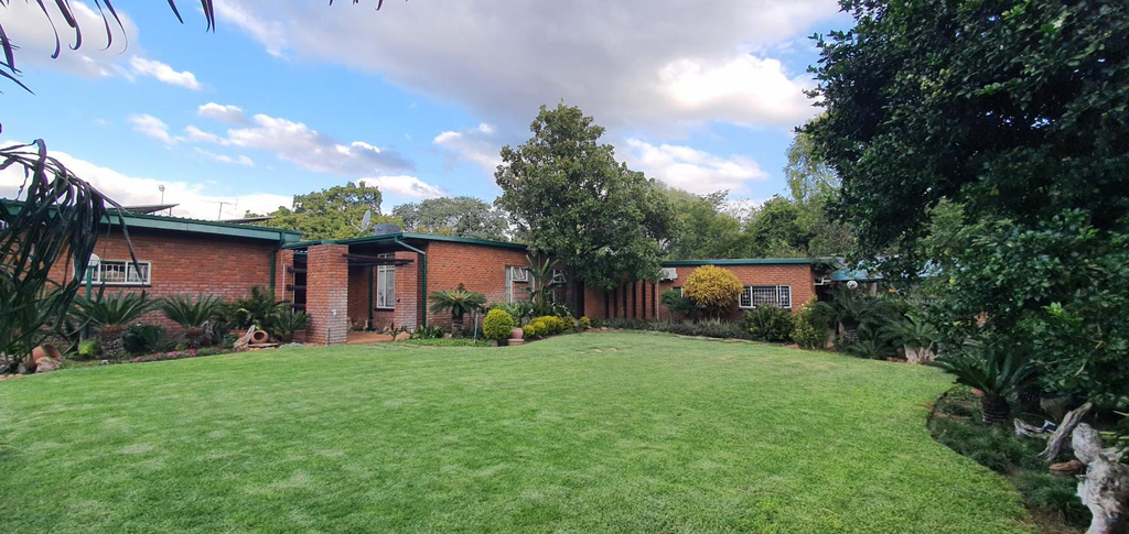 Others 5, Emani Guest House, Waterberg