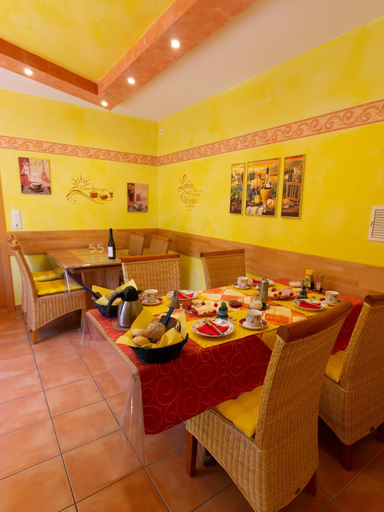 Others 4, Wein- und Gastehaus Michels, Bernkastel-Wittlich