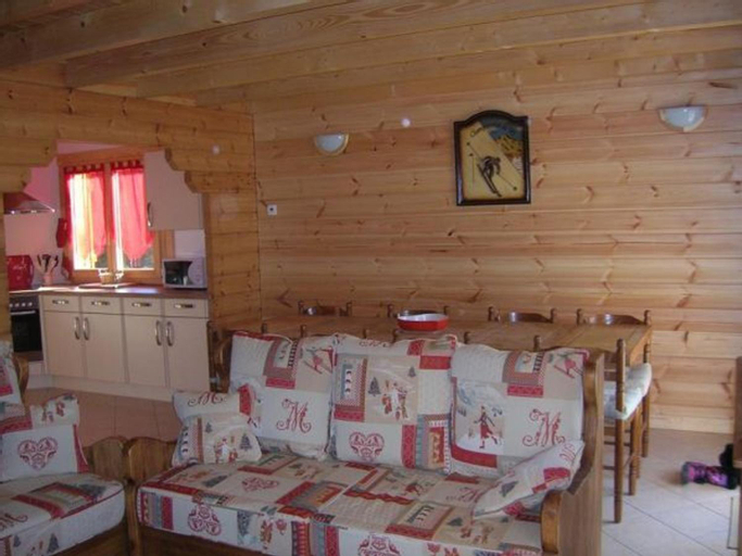 Others, Chalet chaleureux avec sauna, terrain, terrasse et babyfoot a Saint-Nabord - FR-1-589-255, Vosges