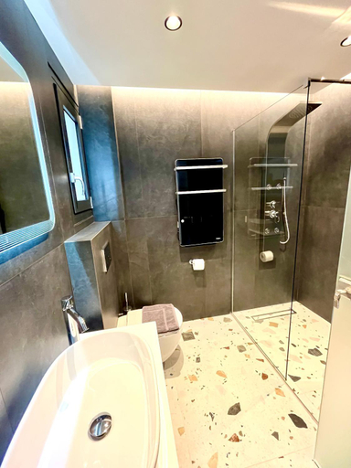 Bathroom 5, CITY HILL Luxury apartments, Epirus