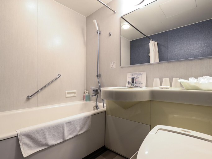 Bathroom 6