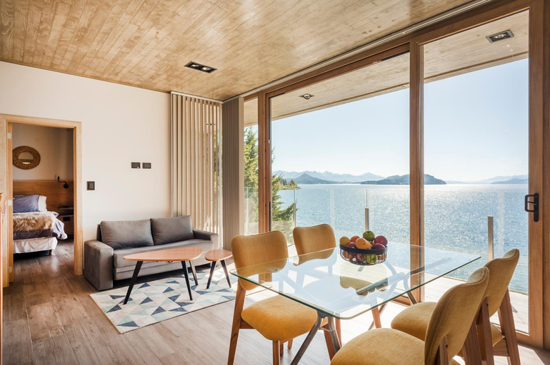 Others 3, Wa One Lake Homes, Bariloche