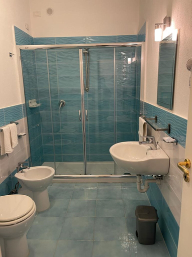 Bathroom, Hotel Residence Parco Mare Monte, Napoli