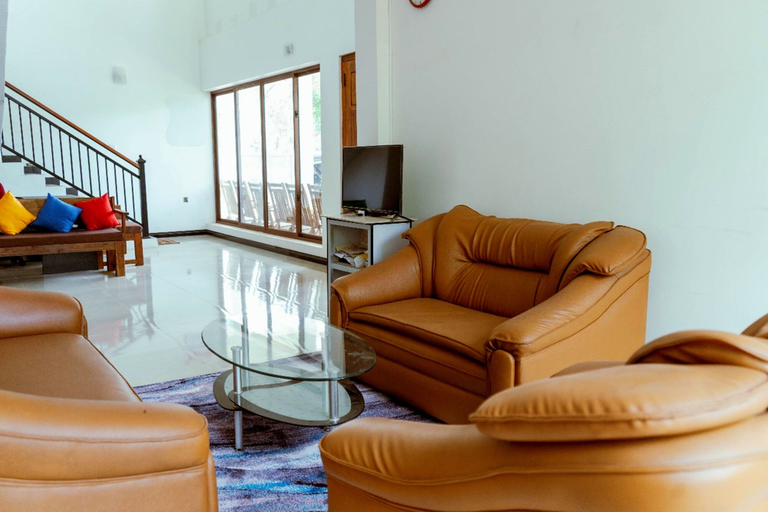 Others 4, Lake wind villa, N. Palatha East