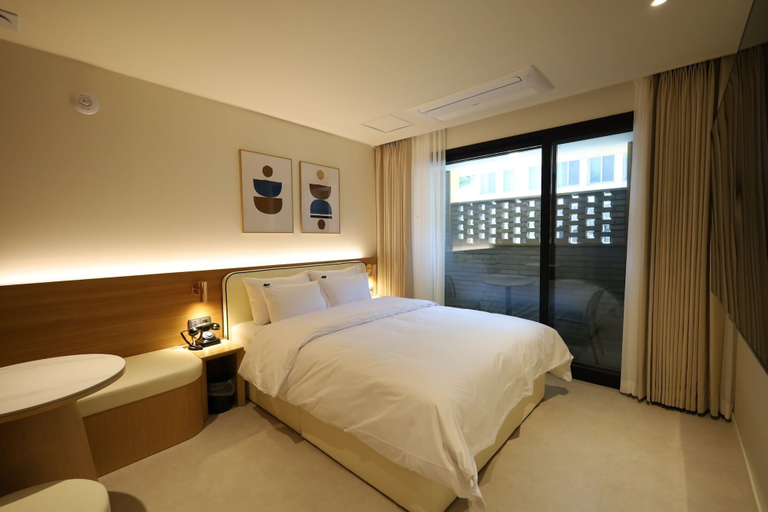 Bedroom 3, H AVENUE Jecheon Station, Jecheon