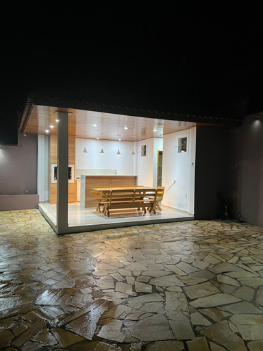 Others 4, Hostel Passa4, Passa Quatro