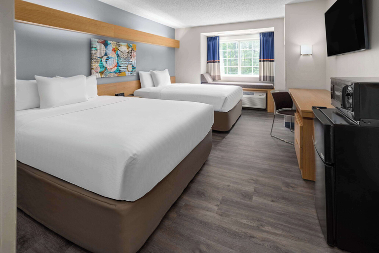 Bedroom 3, Microtel Inn by Wyndham Raleigh Durham Airport, Wake