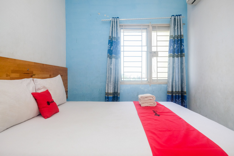 Bedroom 13
