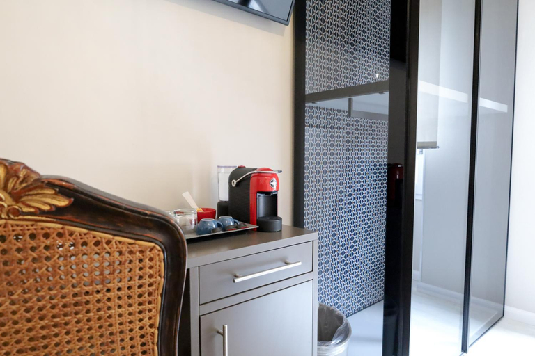 Others 4, Hermitage Suites, Sassari