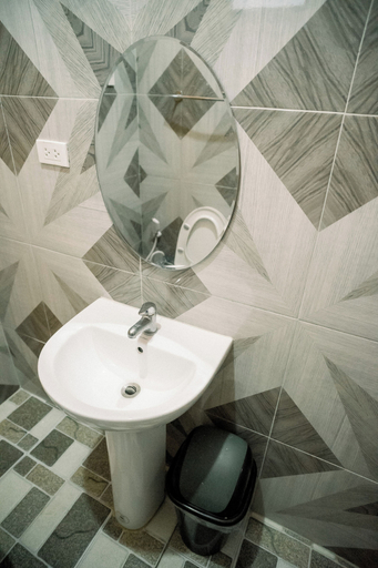 Bathroom 3, Alona Princess Suites, Panglao