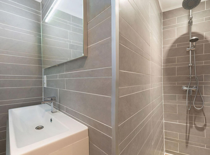 Bathroom 2, Plein Sud - Les Issambres, Var