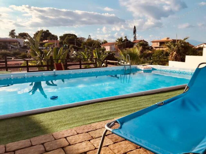 Sport & Beauty 2, Al Meriggio Apartments, Syracuse