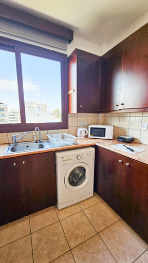 Others 4, Sunlit Cozy Apartment, Larnaca