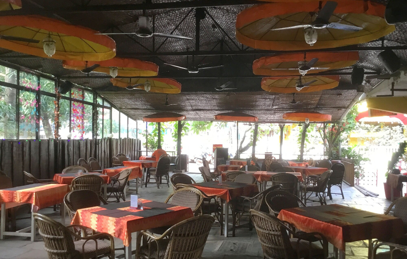 Food & Drinks 5, Hotel Bom Sucesso, Candolim Beach, North Goa
