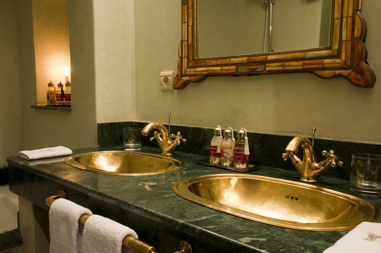 Bathroom 2, Le Temple Des Arts, Ouarzazate