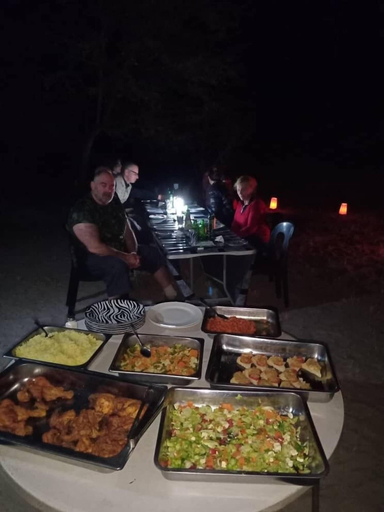 Food & Drinks 3, Thetu campsite, Linyandi