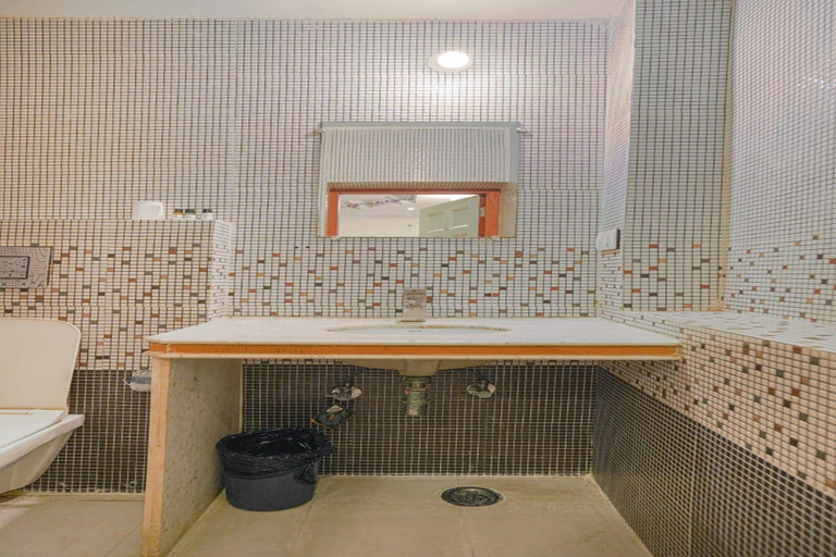 Bathroom, Rafahiya Haveli by Elmont, Udaipur