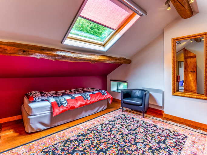 Bedroom 3, Charming Villa in Harze, Liège