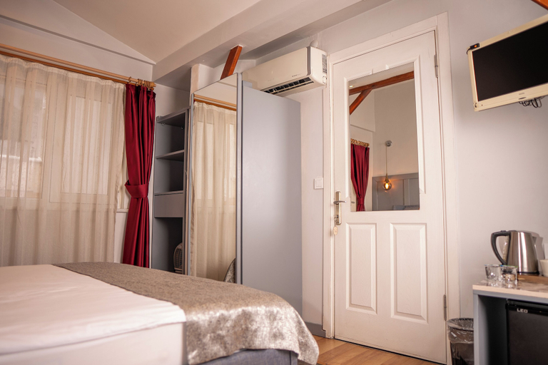 Bedroom 3, Corner Hot, Beşiktaş