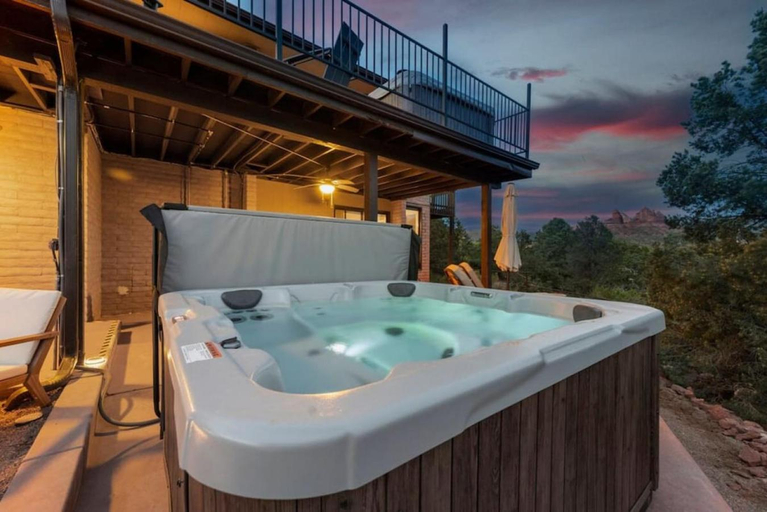 Others 4, Uptown Walk Out basement with Ultimate views and Hot Tub, Coconino