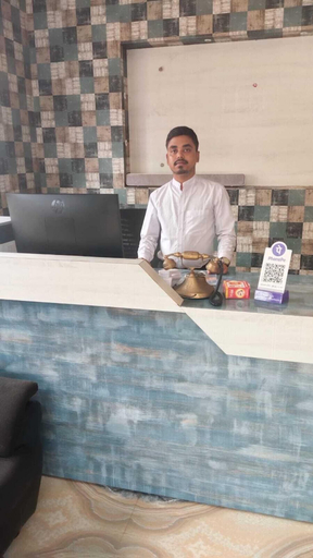 Others 5, The Greenstar Inn Premium, Puri