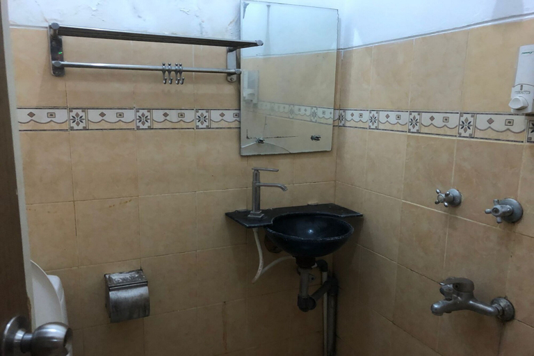 Bathroom 3, OYO 94134 Ranca Residence, Bandung