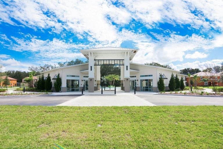 Exterior & Views 2, 18Guest LakeView Home w HotTub Cinema, Osceola
