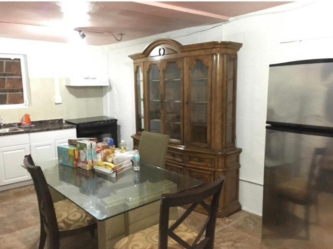 Others 5, Miami House, Miami-Dade