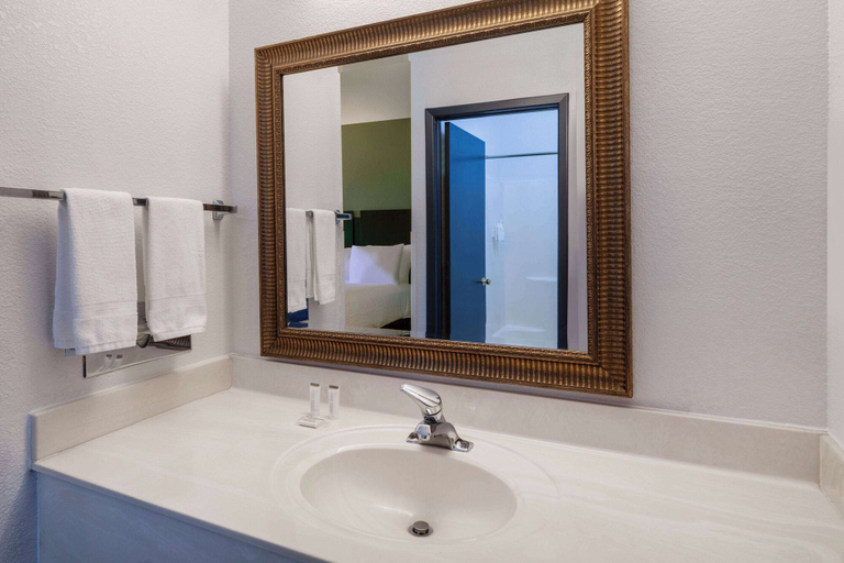 Bathroom 4, Travelodge by Wyndham Globe AZ, Gila