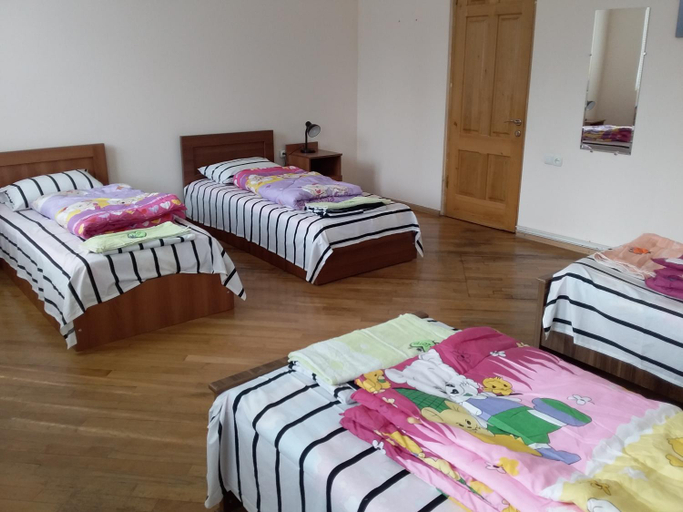 Others 3, Art House Hostel Aleksandr, Kutaisi