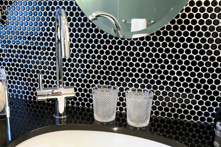 Bathroom 6
