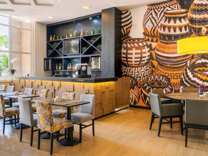 Food & Drinks 4, Get a Flat 1409 Mercury GRU, Guarulhos