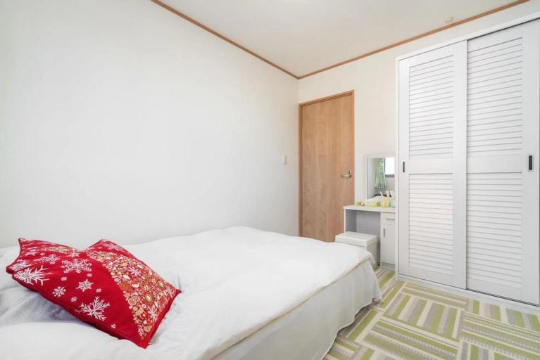 Bedroom 14