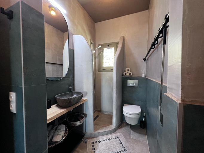 Bathroom 3, La Strade Apartments, Adults Only, Ionian Islands