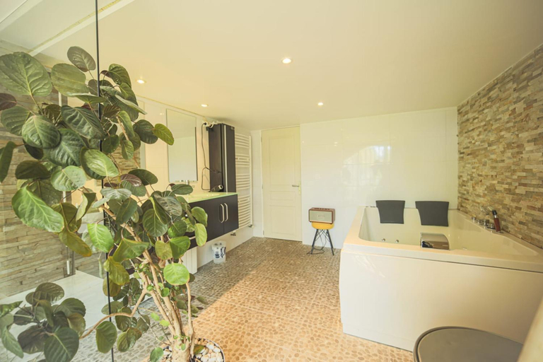 Entrance 2, Villa raffinee avec piscine a Aubagne - Jacuzzi inclus, Bouches-du-Rhône