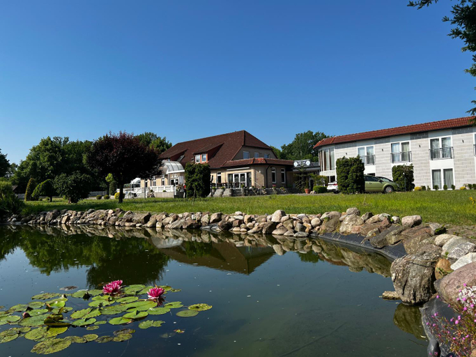 Exterior & Views 1, Hotel Belen Fahrenkrug, Segeberg