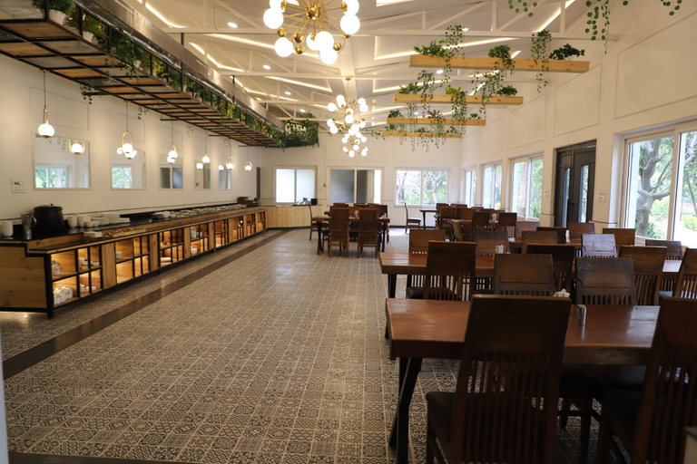 Food & Drinks 5, Aacorn Hideaway Resort & Spa, Nainital