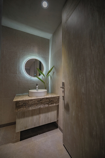 Bathroom 5, Crown Retreat Quy Nhon, Phù Cát