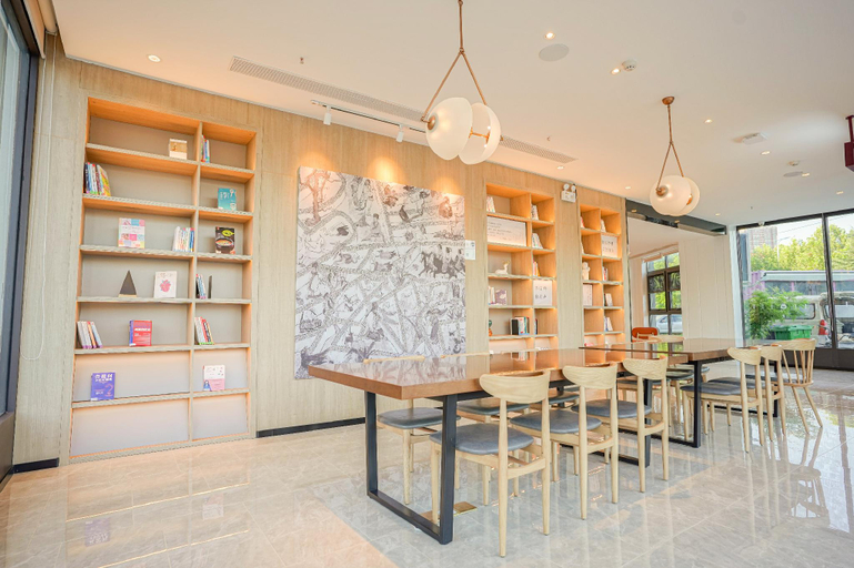 Food & Drinks 5, Hanting Hotel Qingdao Development Zone Shandong University of Science and Technology North Gate, Qingdao