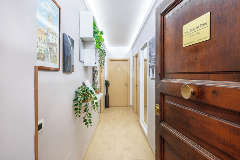 Others 1, Next Stop St Peter Apartment, Rome