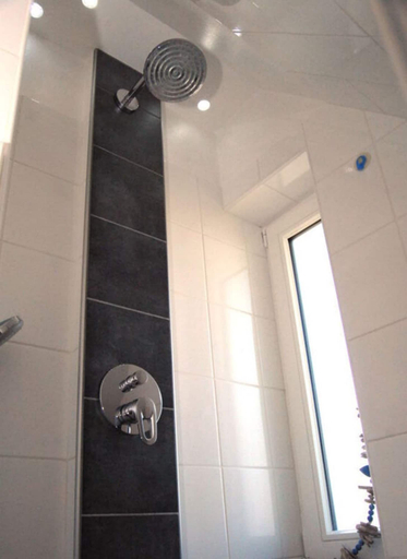 Bathroom 4, D Wilting in the House, Nordfriesland